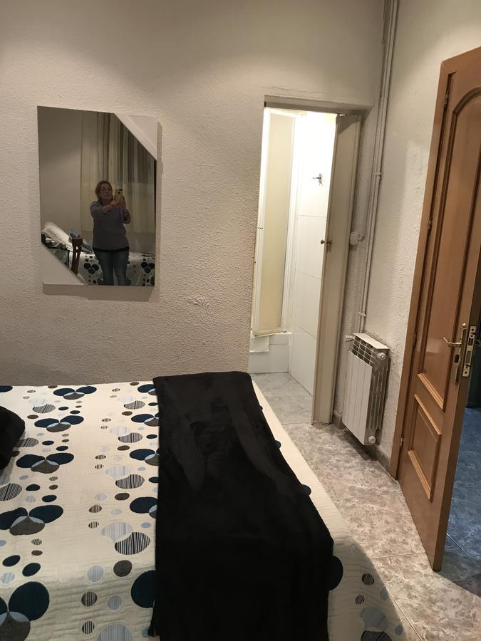 Hostal Aribau Barselona Dış mekan fotoğraf